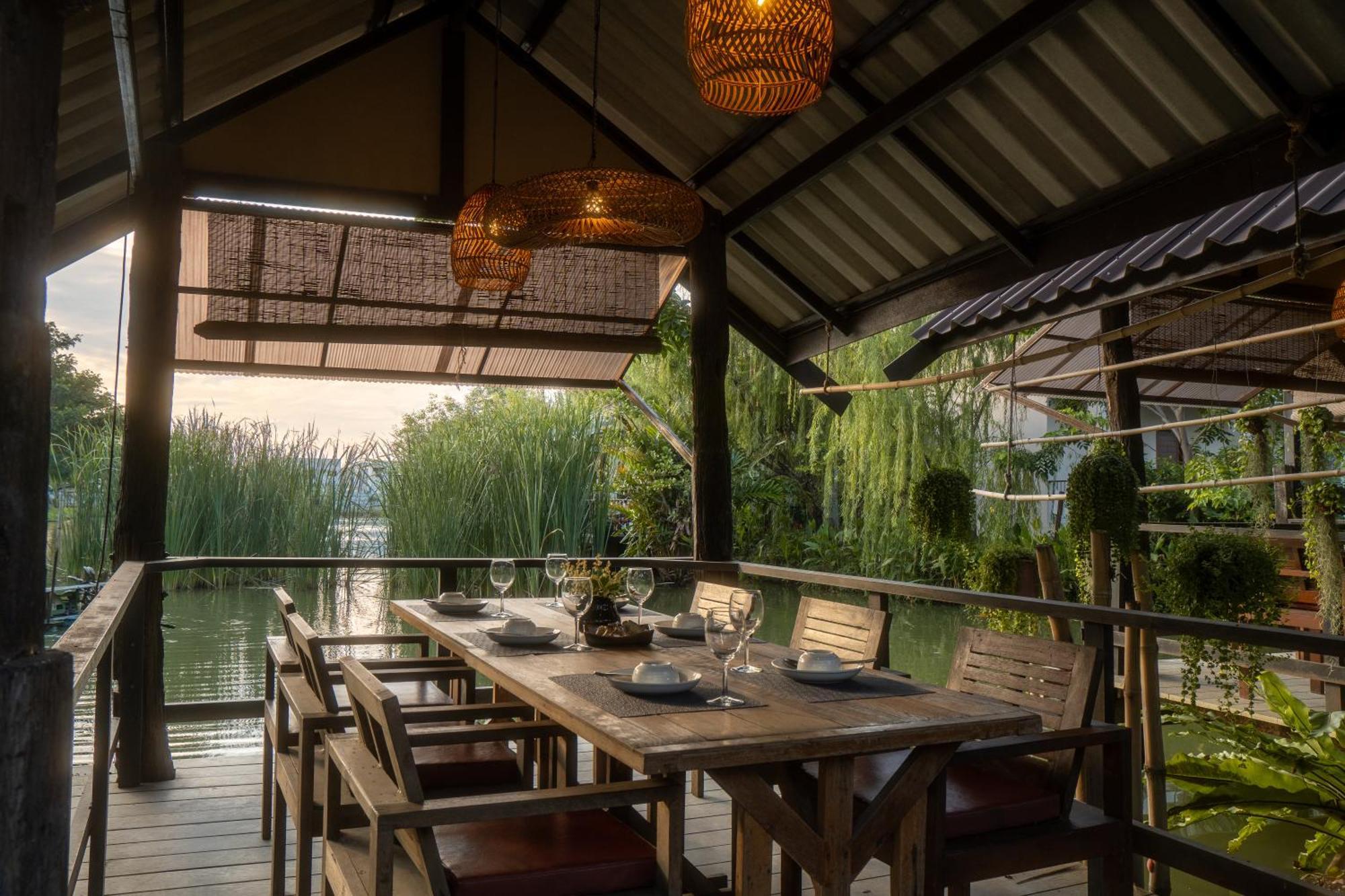 Ploen Pirom Hotel Bangkok Kültér fotó