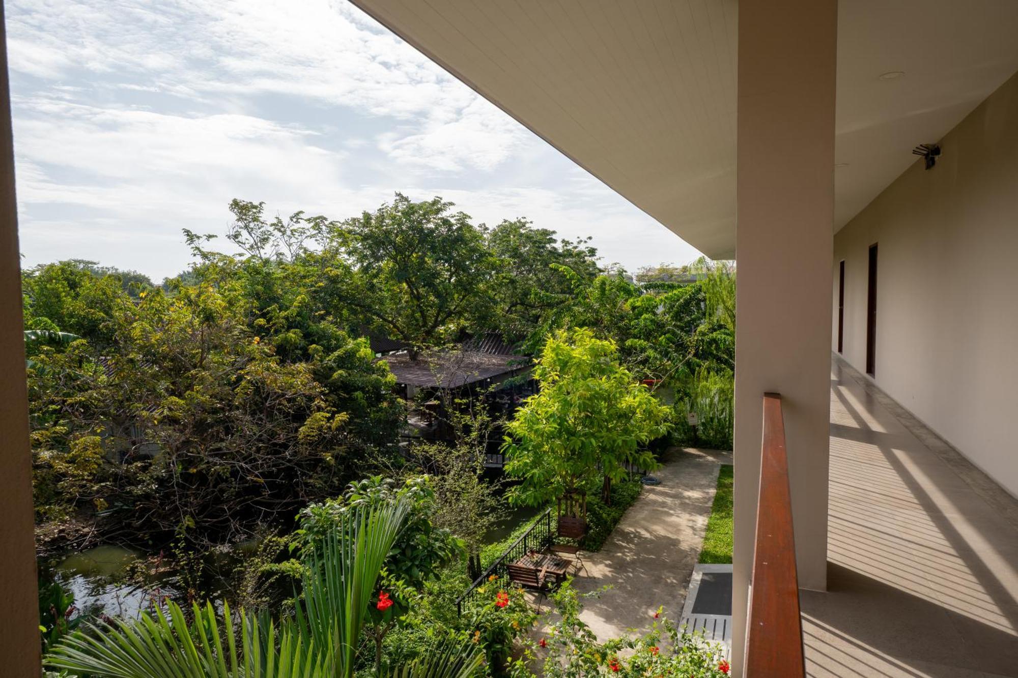 Ploen Pirom Hotel Bangkok Kültér fotó