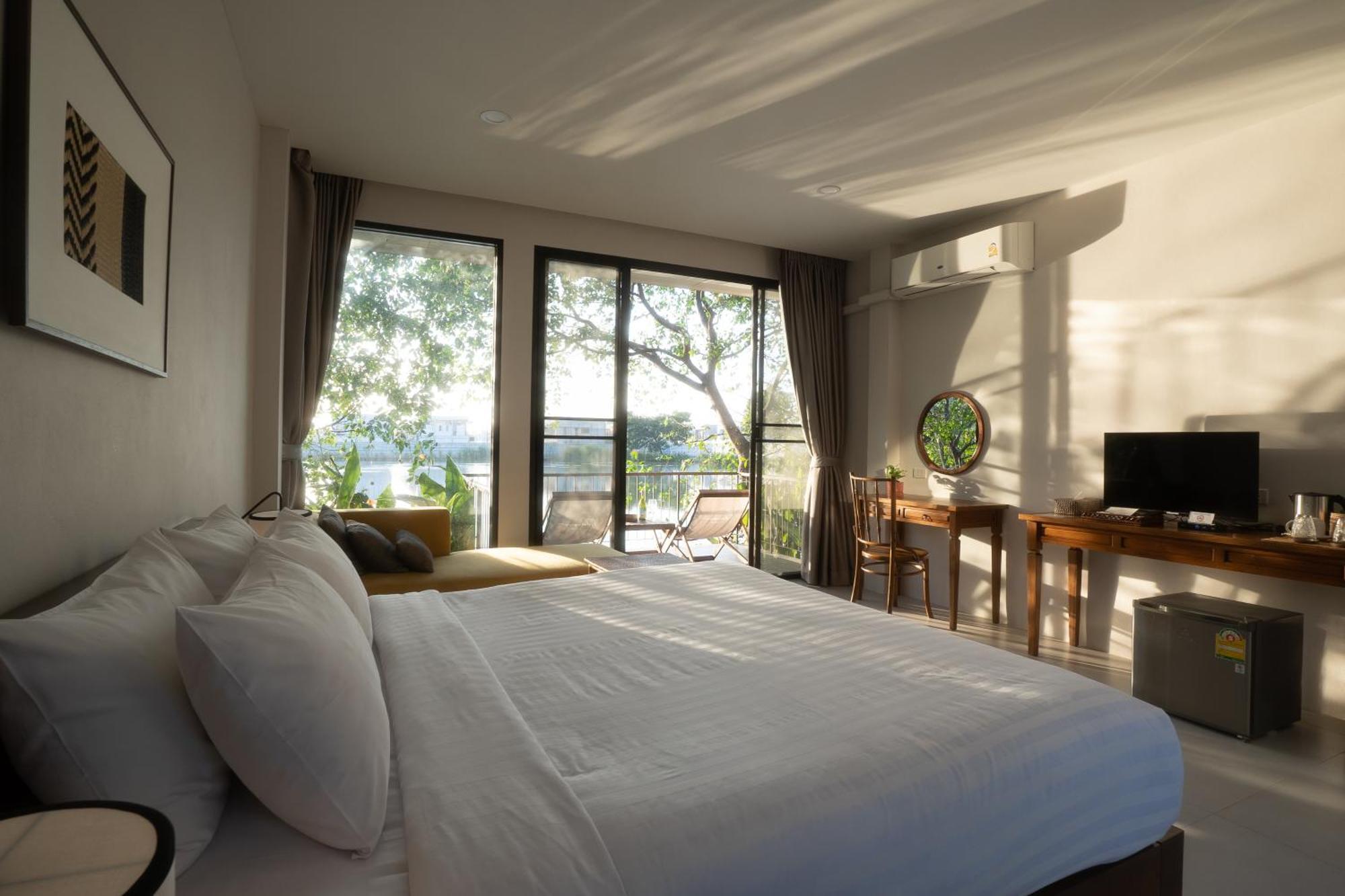 Ploen Pirom Hotel Bangkok Kültér fotó