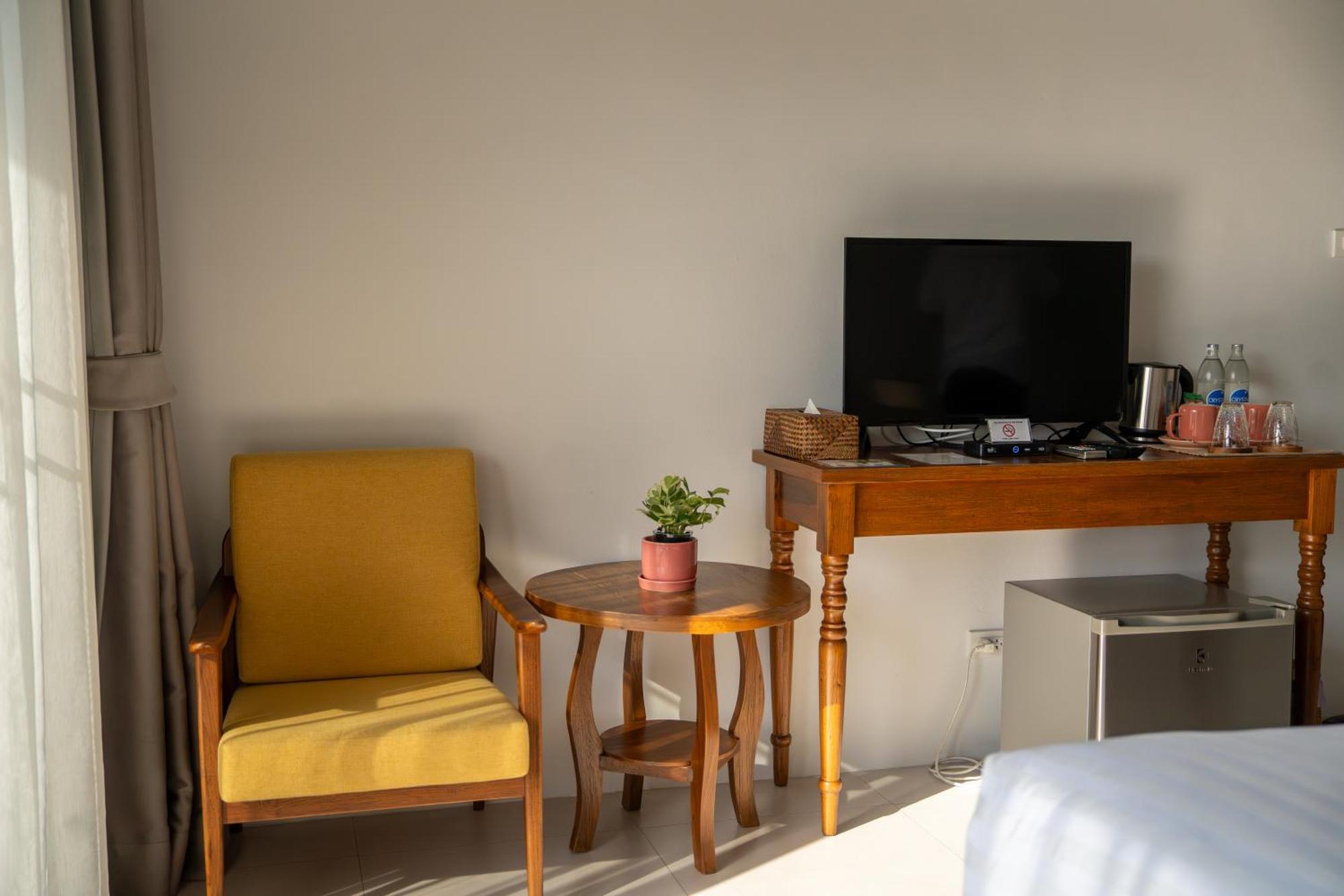 Ploen Pirom Hotel Bangkok Kültér fotó