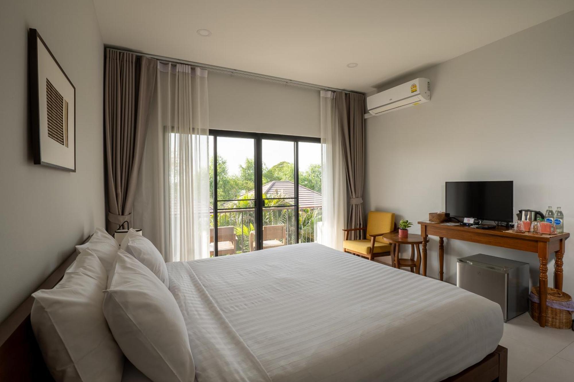 Ploen Pirom Hotel Bangkok Kültér fotó