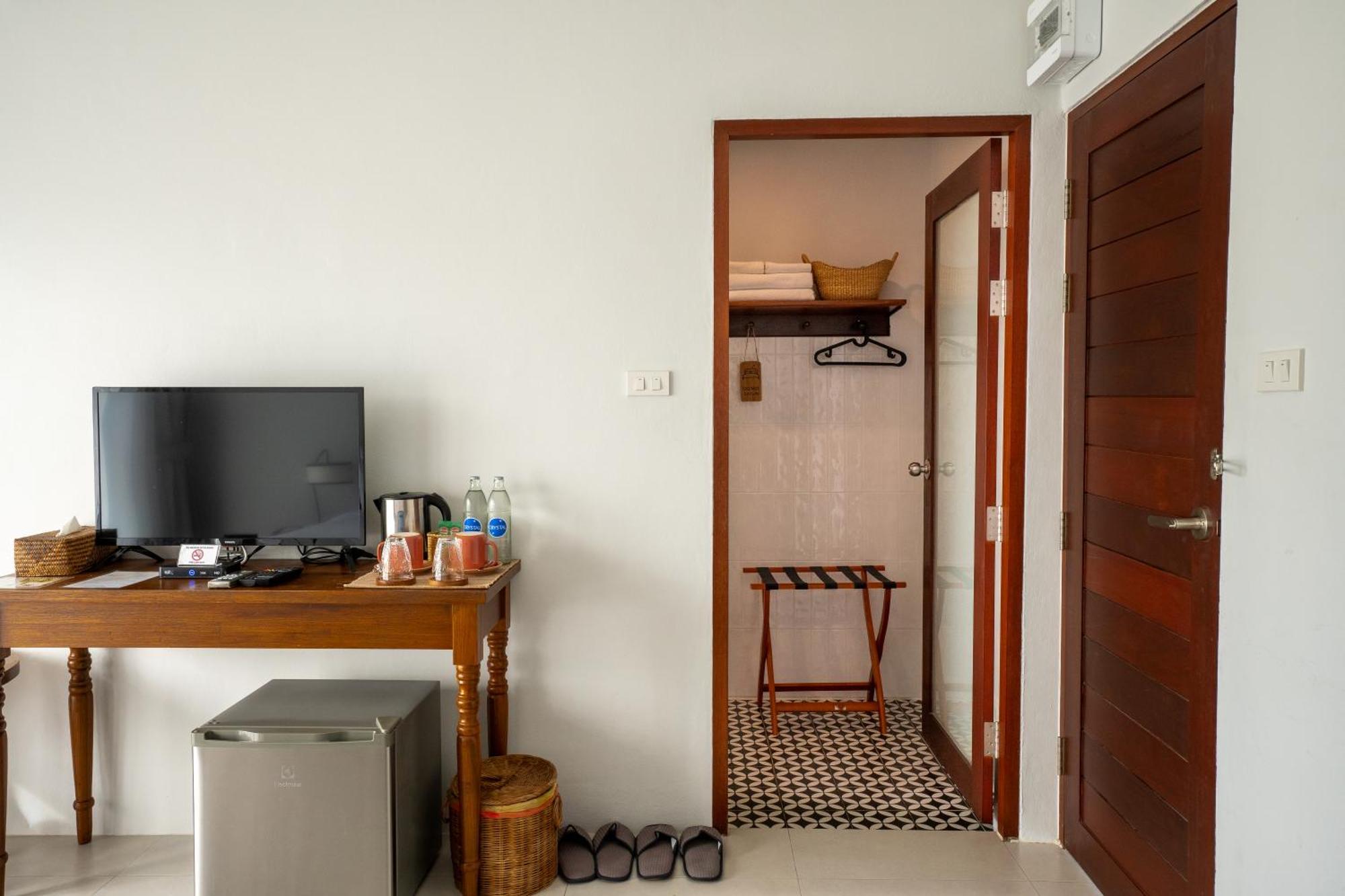 Ploen Pirom Hotel Bangkok Kültér fotó