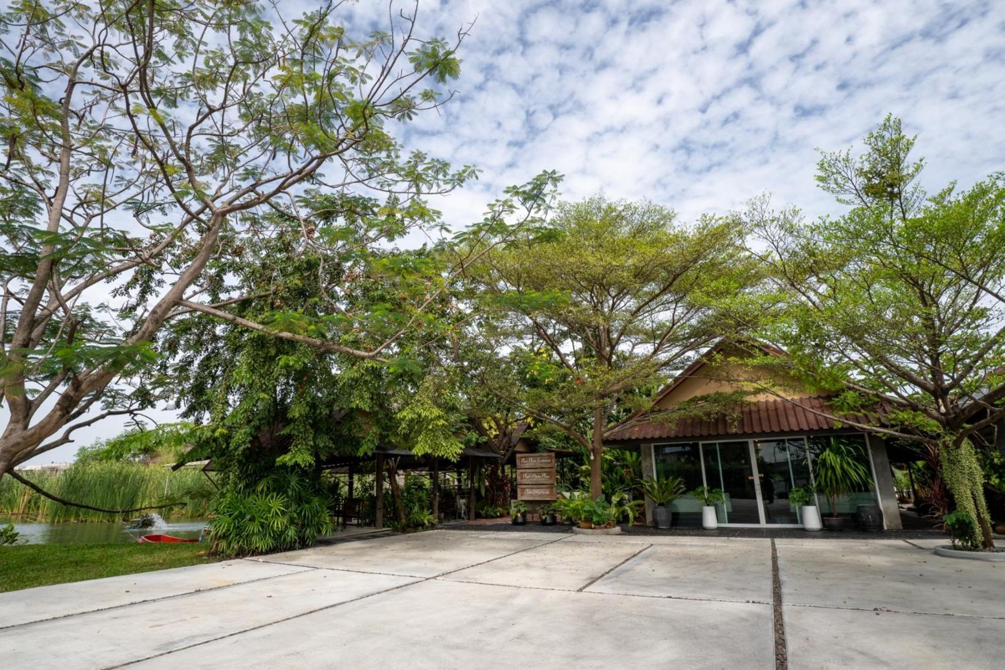 Ploen Pirom Hotel Bangkok Kültér fotó